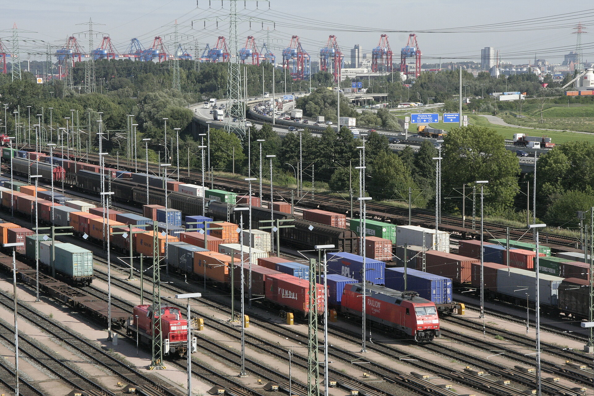 Bf Alte Süderelbe im Hamburger Hafen