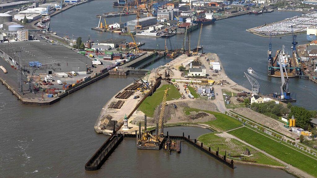 Die Kaiserschleuse im Bremer Hafen Foto: Bremenports