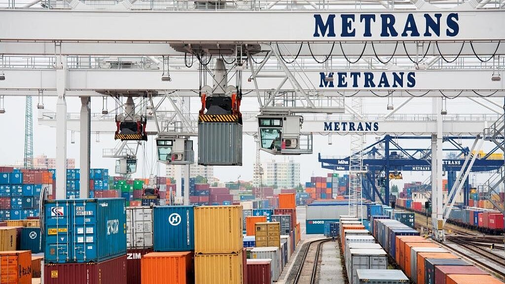 Vorbild für den neuen Hub-Terminal ist der Metrans-Terminal in Prag. Foto: HHLA Vorbild für den neuen Hub-Terminal ist der Metrans-Terminal in Prag. Foto: HHLA