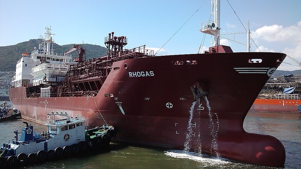 Der 6896-Kubikmeter-Tanker wurde bei STX in Busan gebaut. Foto: Sloman Neptun Der 6896-Kubikmeter-Tanker wurde bei STX in Busan gebaut. Foto: Sloman Neptun