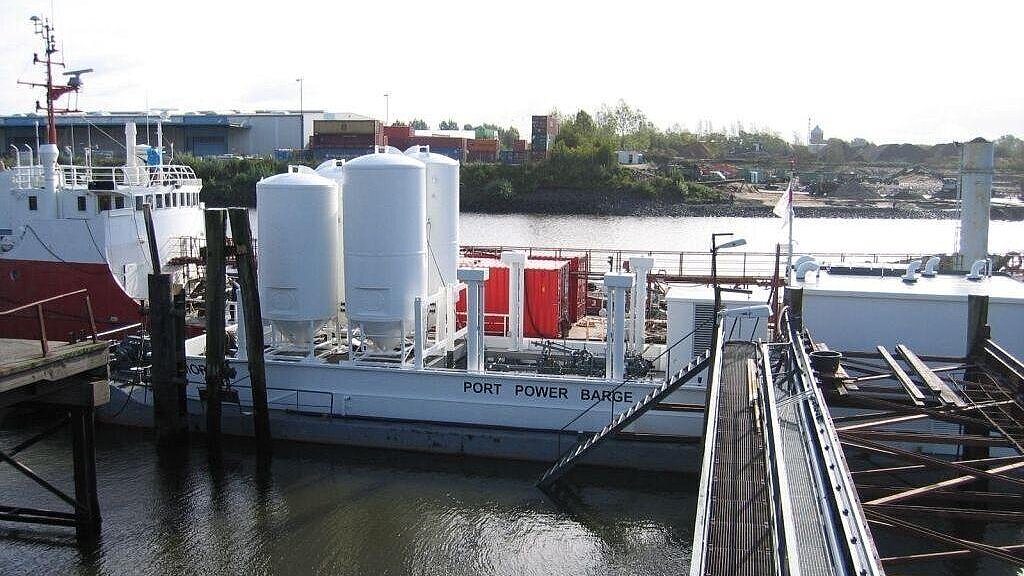 Ein Prototyp der neuartigen Port Power Barge befindet sich bereits in der Erprobungsphase. Foto: Port Energy Logistics