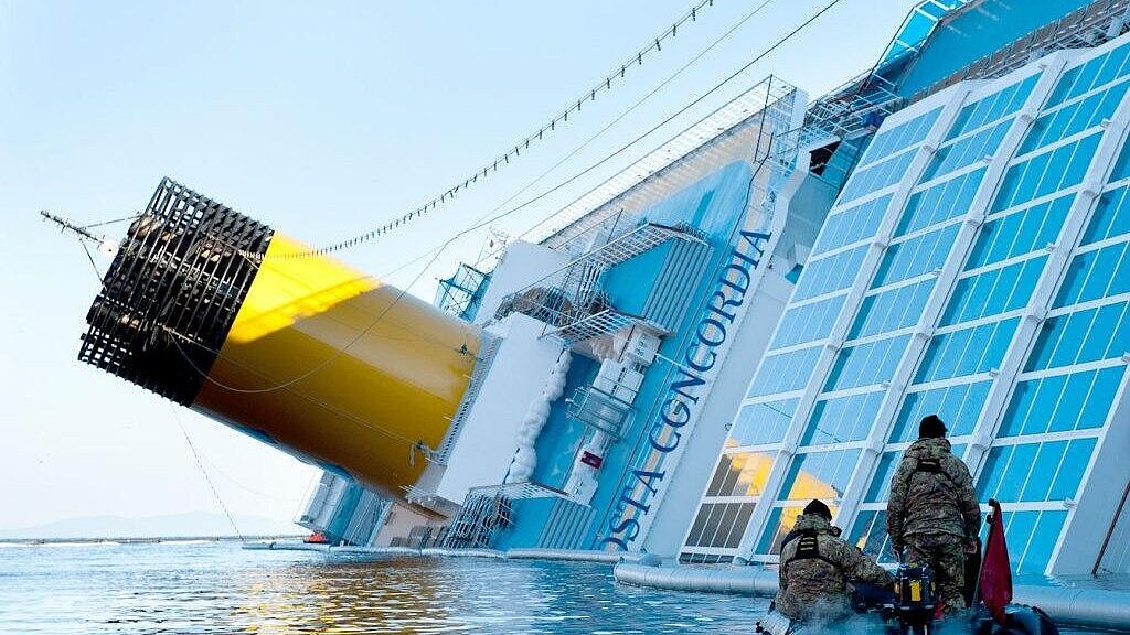 Bei der Havarie der "Costa Concordia" sind 17 Menschen ums Leben gekommen. Foto: Marina Militare Bei der Havarie der "Costa Concordia" sind 17 Menschen ums Leben gekommen. Foto: Marina Militare