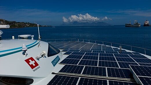 Derzeit ist das Solarboot auf dem Weg nach Australien. Foto: PlanetSolar Derzeit ist das Solarboot auf dem Weg nach Australien. Foto: PlanetSolar