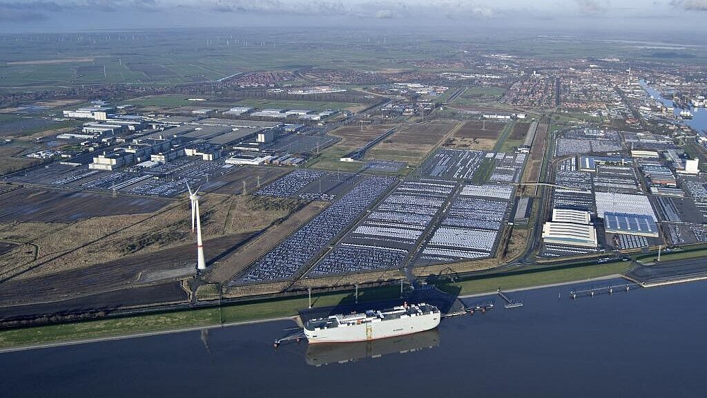 Der Automobilumschlag im Hafen Emden ist um 15 Prozent gestiegen. Foto: Hero Lang