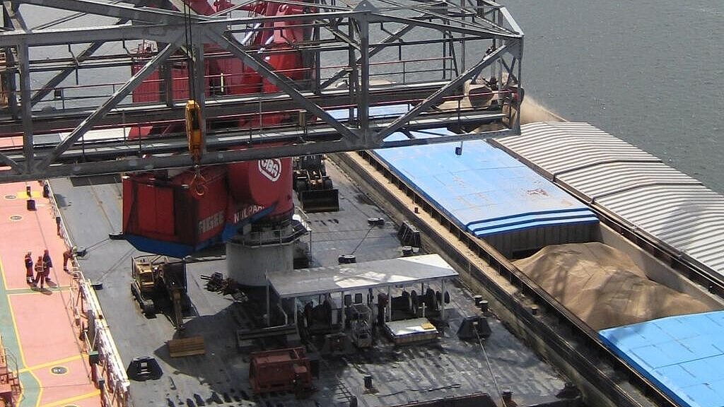 Löschung von Holzpellets im Hafen Amsterdam. Foto: OBA Amsterdam
