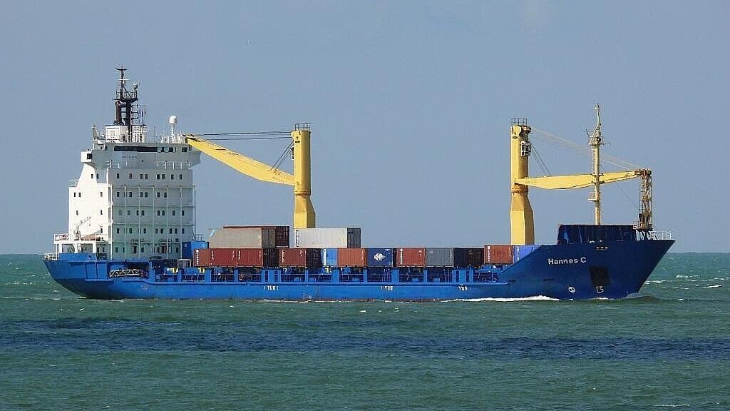 „MCL Antwerpen“ (früher „Hannes C“) der KG MS „Isabell“ liegt in Rotterdam in der Kette. Foto: Andreas