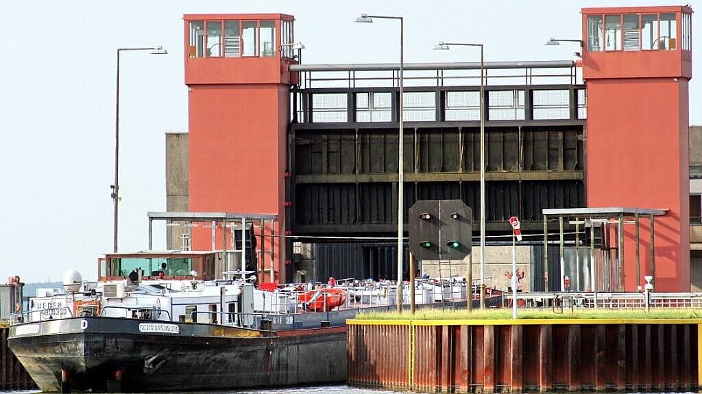 Am Schiffshebewerk werden 38 Höhenmeter überwunden. Foto: Arndt Am Schiffshebewerk werden 38 Höhenmeter überwunden. Foto: Arndt