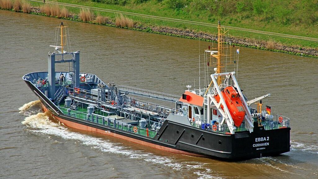 Die "Ebba 2" war vorerst der letzte Doppelhüllentanker, der bei der Lindenau Werft gebaut wurde. Foto: Hasenpusch Die "Ebba 2" war vorerst der letzte Doppelhüllentanker, der bei der Lindenau Werft gebaut wurde. Foto: Hasenpusch