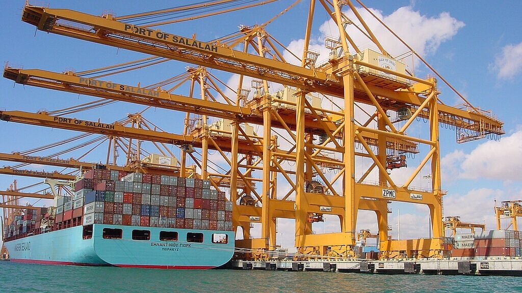 Einer der stärksten Häfen der Region ist der Hafen Salalah. Foto: Darren Pullen Einer der stärksten Häfen der Region ist der Hafen Salalah. Foto: Darren Pullen