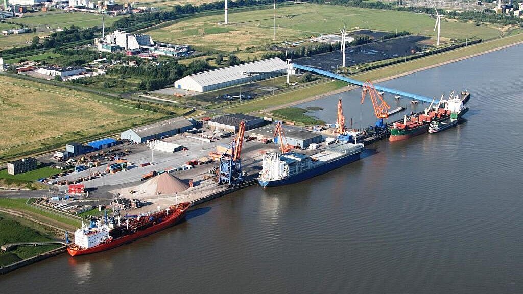 Da in Hamburg Flächen für die Offshore-Verladung fehlten, sei Brunsbüttel ein optimaler Basishafen dafür. Foto Brunsbüttel Ports