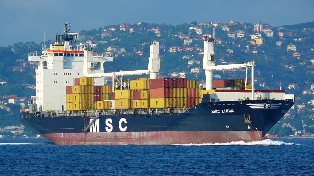 „MSC Lucia“ lautet der neue Name der an MSC veräußerten „Safmarine Asia“ (1879 TEU). Foto: Hasenpusch „MSC Lucia“ lautet der neue Name der an MSC veräußerten „Safmarine Asia“ (1879 TEU). Foto: Hasenpusch