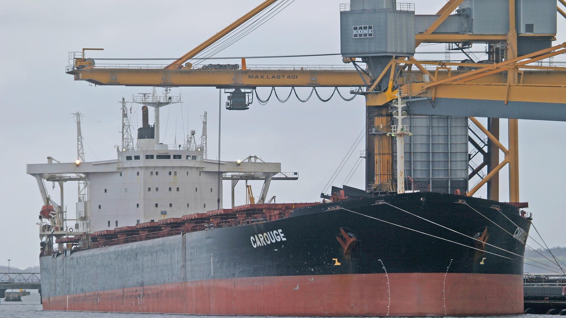 Portline gibt den Capesize-Bulker "Carouge" für 10,7 Millionn Dollar an Chinesen ab. Foto: Hasenpusch