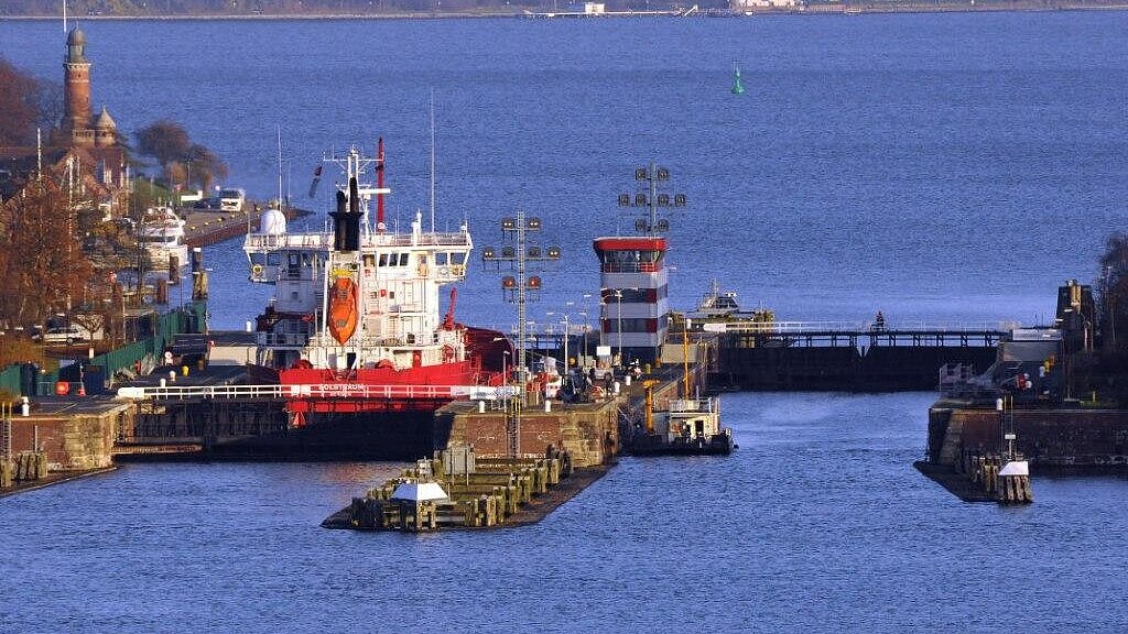 An den Schleusen des Nord-Ostsee-Kanals stehen diverse Instandsetzungsmaßnahmen an. Foto: Behling An den Schleusen des Nord-Ostsee-Kanals stehen diverse Instandsetzungsmaßnahmen an. Foto: Behling