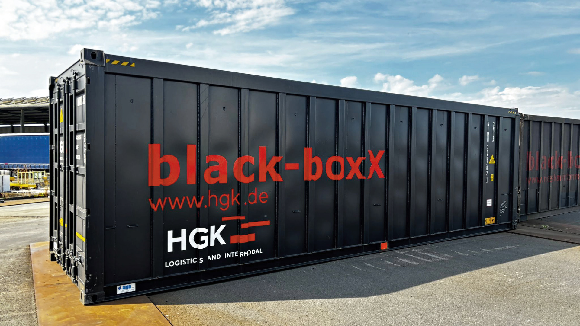 „Black-BoxX“ für Gießereikoks-Transporte - THB
